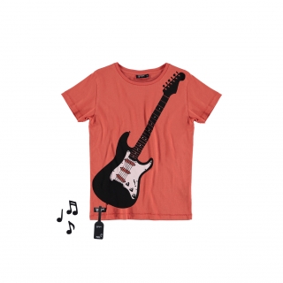 Air Guitar Tee (sonido)