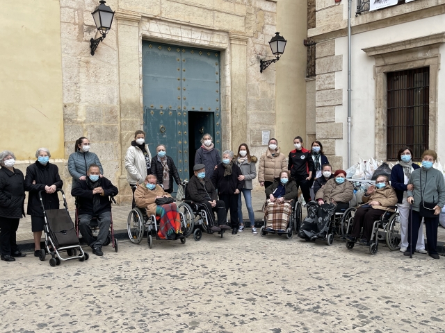 Cadena Solidaria Intergeneracional ayuda a Ucrania